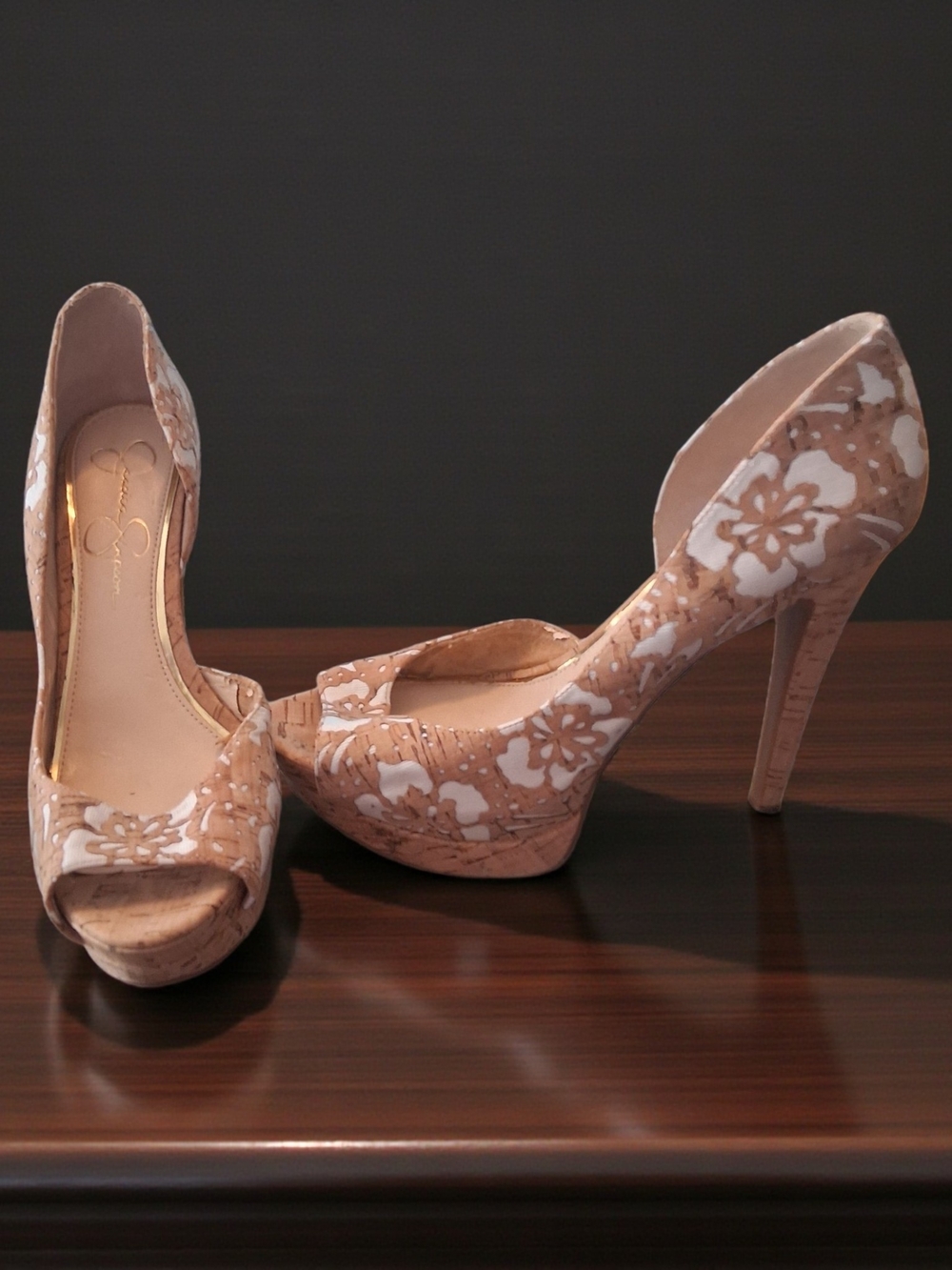 Jessica Simpson Claudette d'Orsay heels cork texture white floral Overlay Size 9